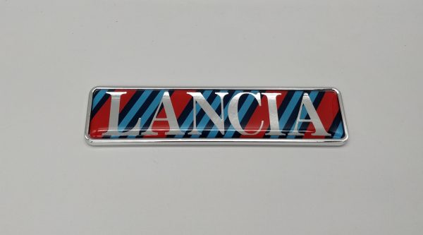 Emblema Lancia colores Martini